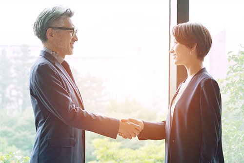 厚生労働省「事業譲渡又は合併を行うに当たって会社等が留意すべき事項に関する指針」の改正等について公表